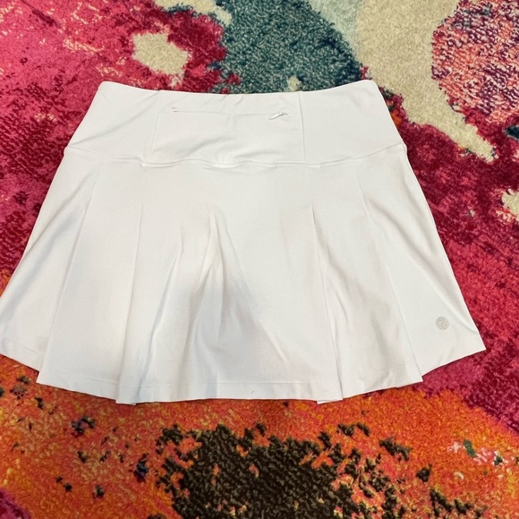 NWT Baleaf Running/Tennis Skirt - Size Medium - Picture 4 of 10